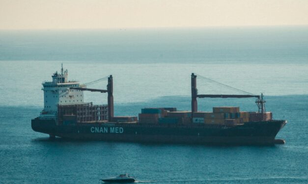 “From UK to Arabian Waters: Pakistan Navy Inducts Advanced Hovercraft”